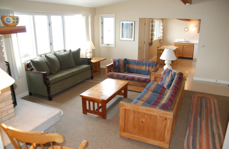 Cabin living room at Chimney Corners Resort.