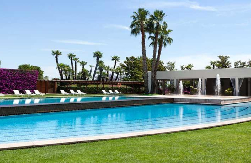 Outdoor pool at Hotel Rey Juan Carlos I.