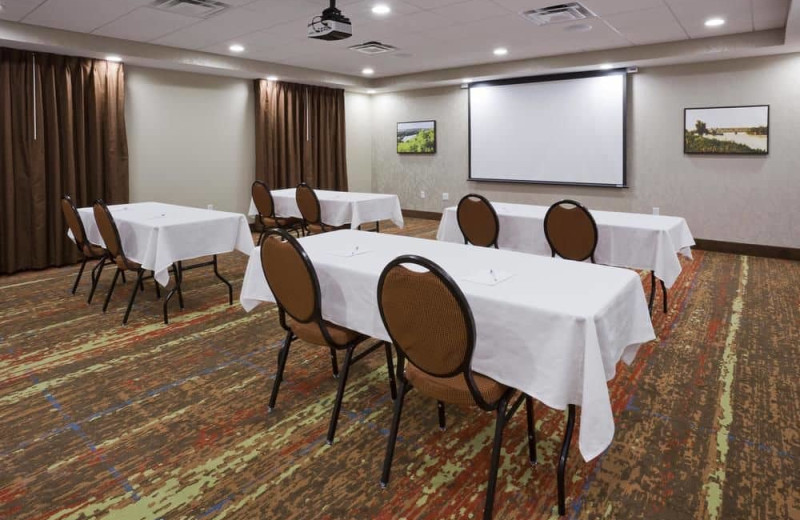 Meeting room at Hampton Inn Minneapolis Bloomington West.