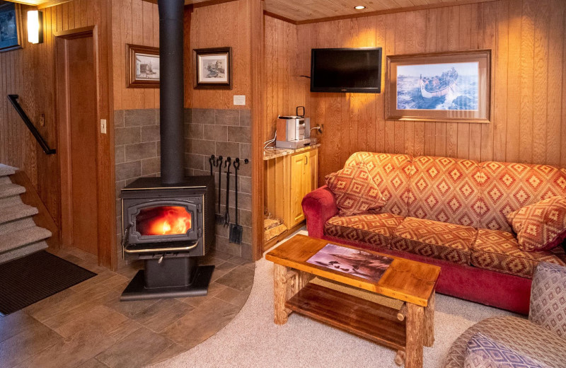 Villa living room at Lutsen Sea Villas.