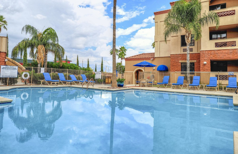 Exterior view of Varsity Clubs of America - Tucson Chapter.