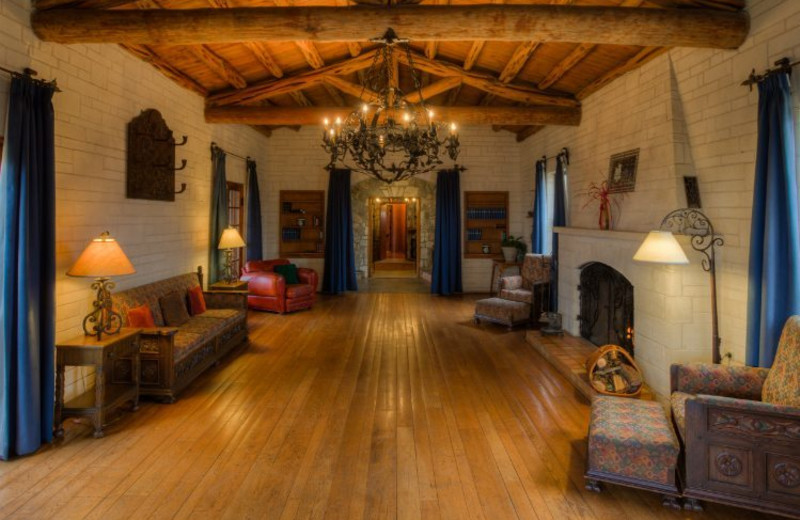 Guest living room at Mo-Ranch.