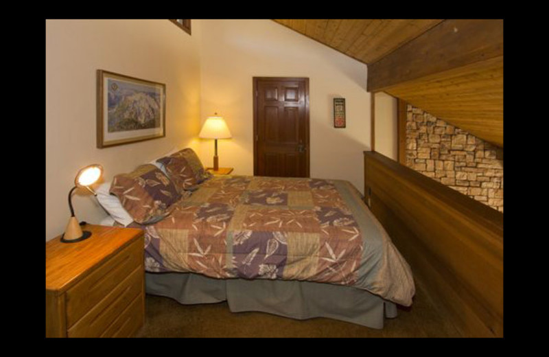 Vacation rental bedroom at JetLiving.