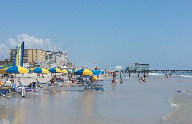 The beach at Fountain Beach Resort.