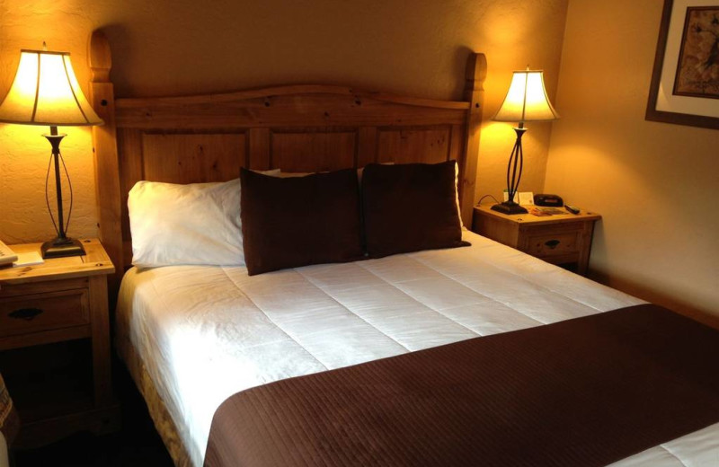 Guest bedroom at Old Creek Resort.