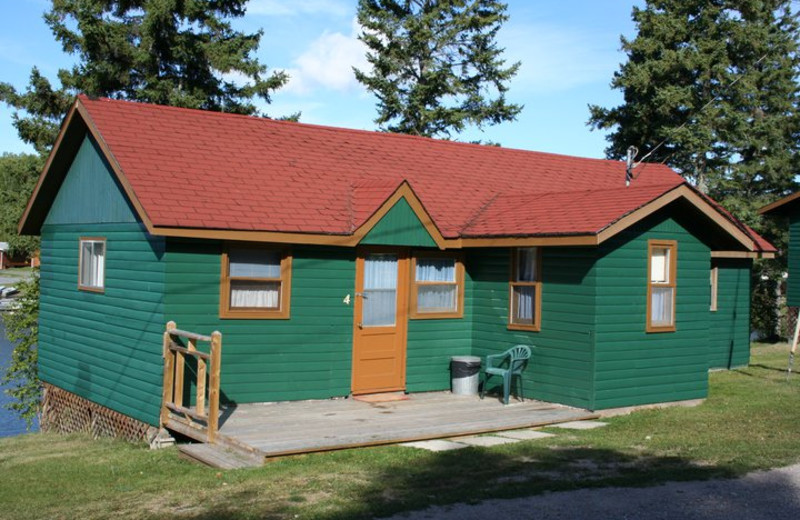 Cabin Exterior at Kingfisher Lodge