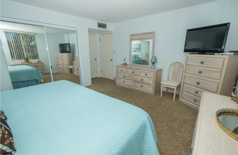 Bedroom at Holiday Isle Properties - Dolphin Point 103B.