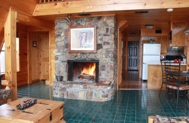 Peckerwood Knob Cabins (Smithville, OK) - Resort Reviews ...