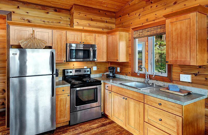 Guest kitchen at Snug Harbor Marina Resort.