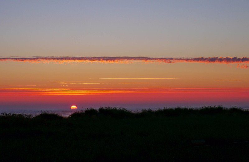 Sunset at Hi-Tide Ocean Beach Resort.