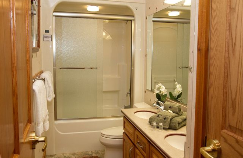 Rental bathroom at Big Powderhorn Mountain Resort.