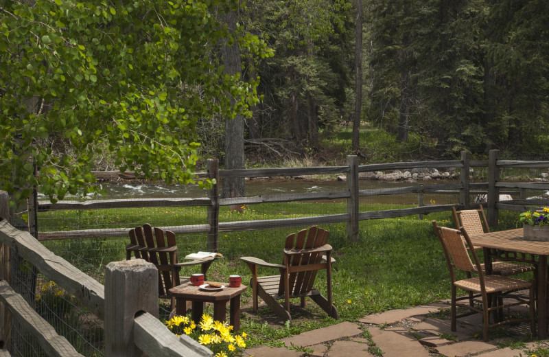 Patio at O-Bar-O Cabins.