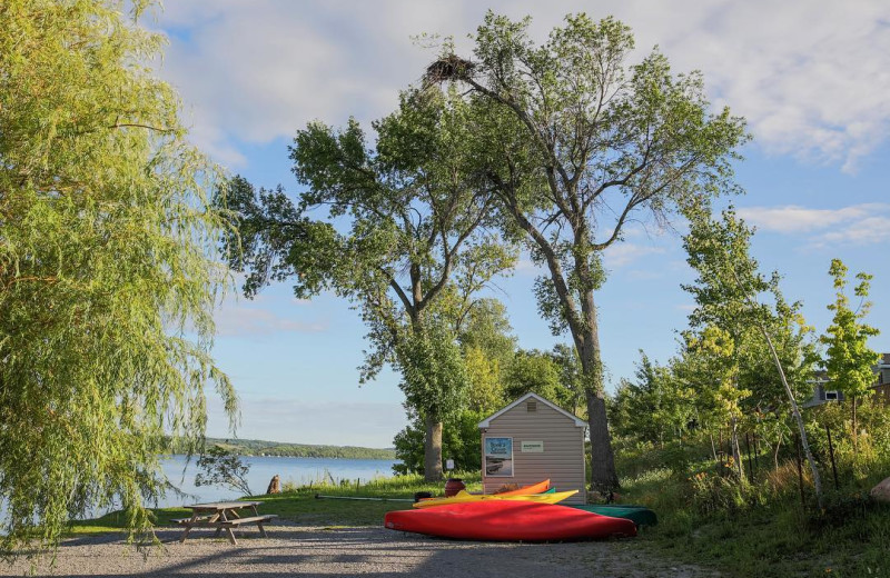 Exterior view of Great Blue Resorts- Bellmere Winds Resort.