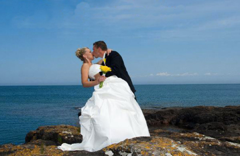 Weddings at Superior Shores Resort.