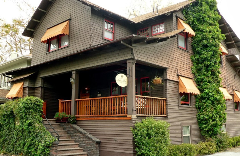 Exterior view of Amber House Bed and Breakfast Inn.