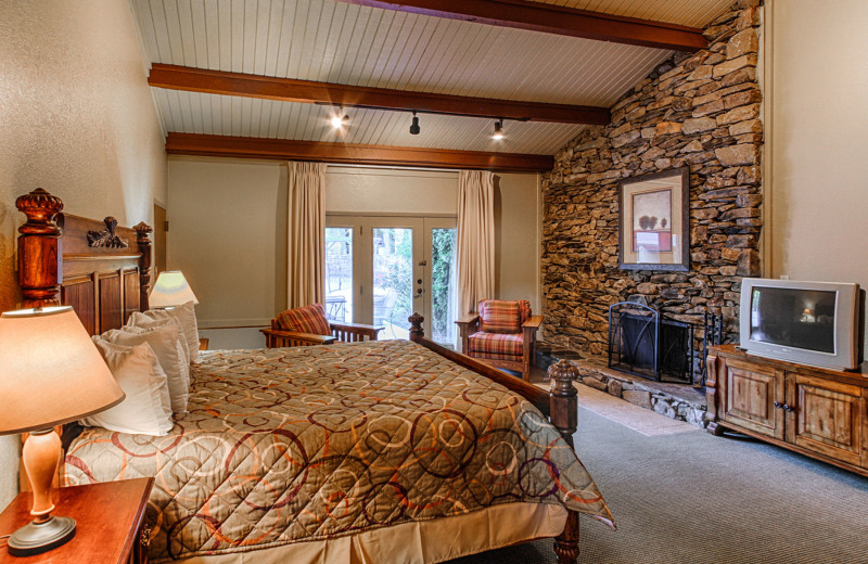 Guest room at Fontana Village Resort.