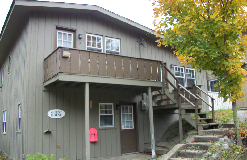 Exterior view of Michillinda Beach Lodge.