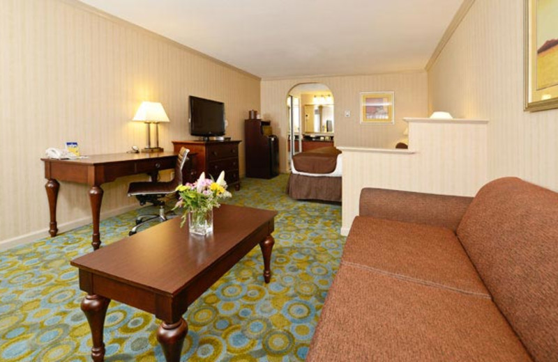 Guest Room at Best Western Plus Executive Suites