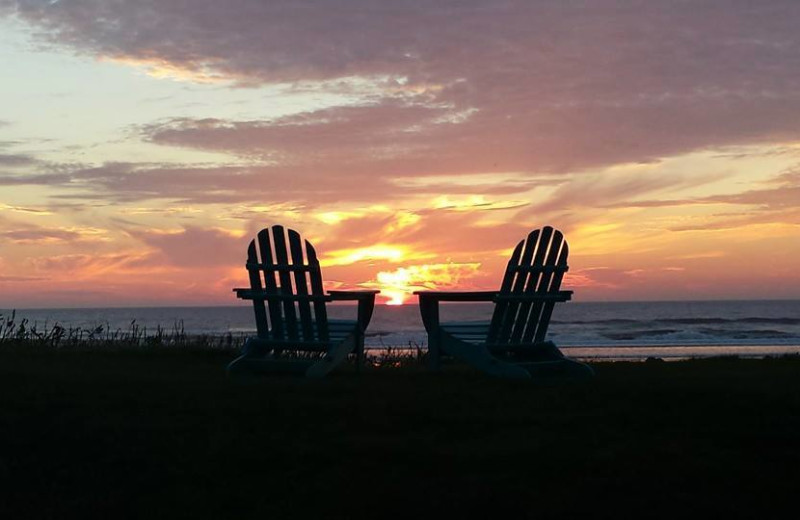 Relaxing at Hi-Tide Ocean Beach Resort.