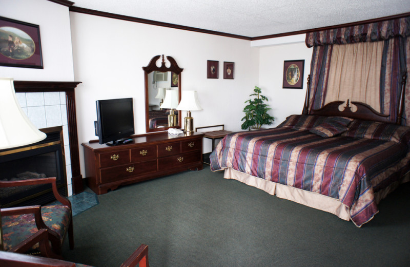 Guest bedroom at Luau Resort.