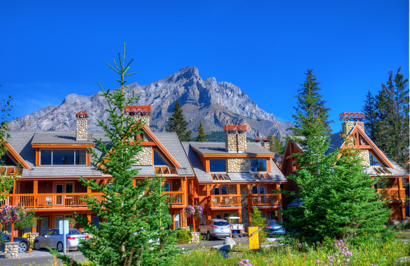 Exterior view of Hidden Ridge Resort.