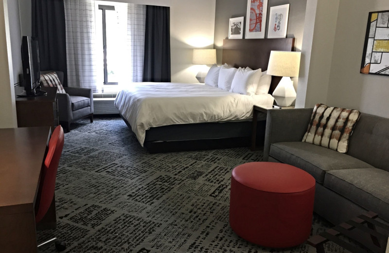 Guest room at Radisson Hotel Dallas North Addison.