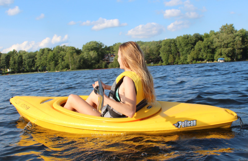 Kayaking at Tally Ho Inn.