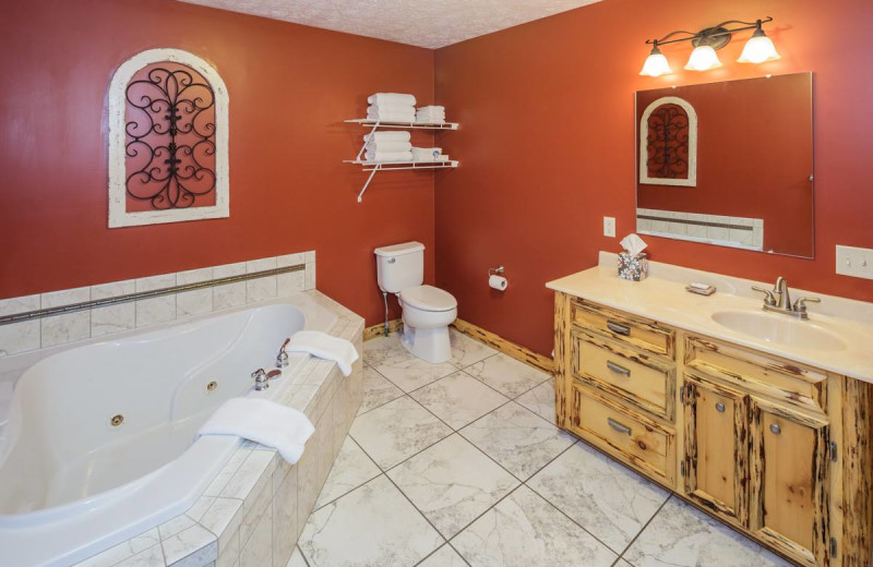 Guest bathroom at Sojourner's Lodge