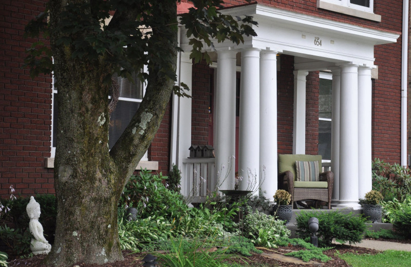 Exterior view of Mayor Lord's House Bed.