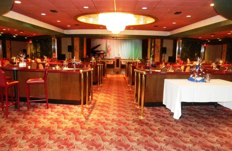 Dining Area at Lodge of the Ozarks