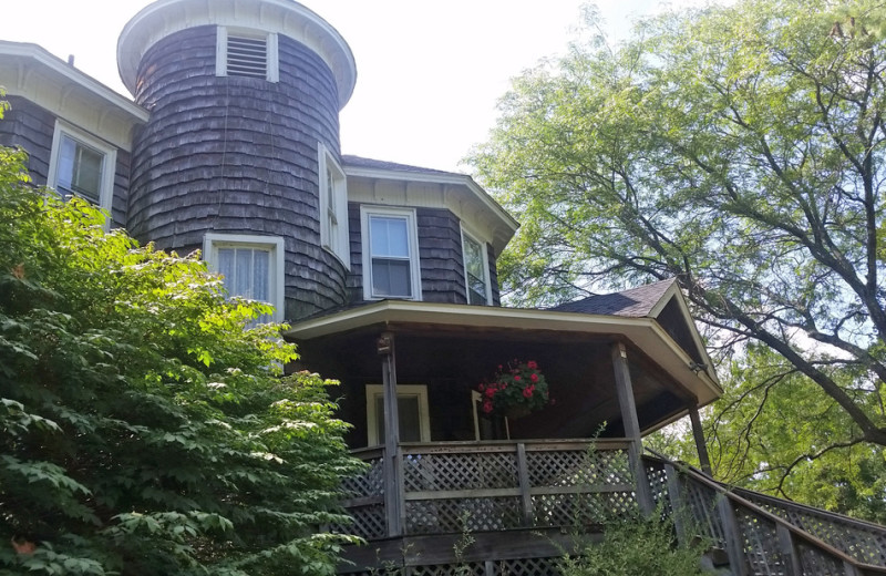 Cottage exterior at Interlaken Resort & Conference Center.