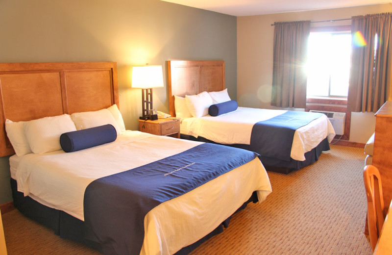 Guest room at Sevenwinds Casino, Lodge & Convention Center.