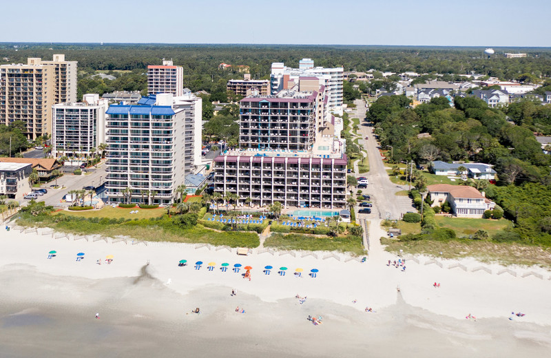 Exterior view of Grande Shores Ocean Resort.