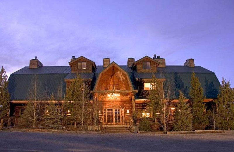 Exterior view of Bar N Ranch.