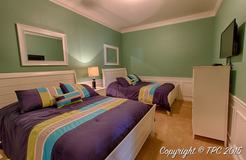 Rental bedroom at Vista Vacation Rentals.
