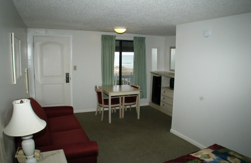 Guest room at Beach House Inn and Suites.