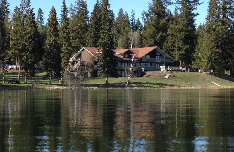 Exterior view of Tyee Lake Lodge.