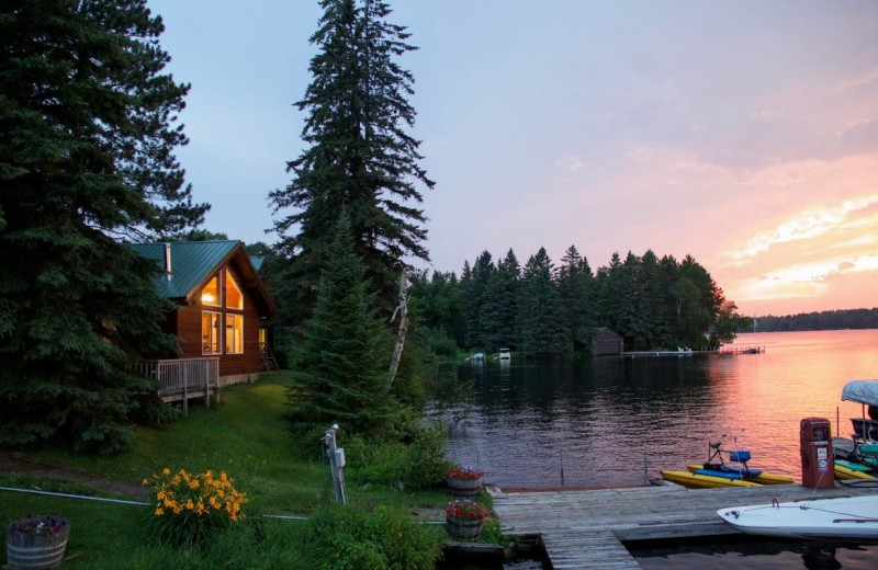 Exterior view of Pehrson Lodge Resort.