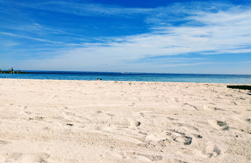 Beach near Bal Harbour Quarzo Luxury Boutique Hotel.