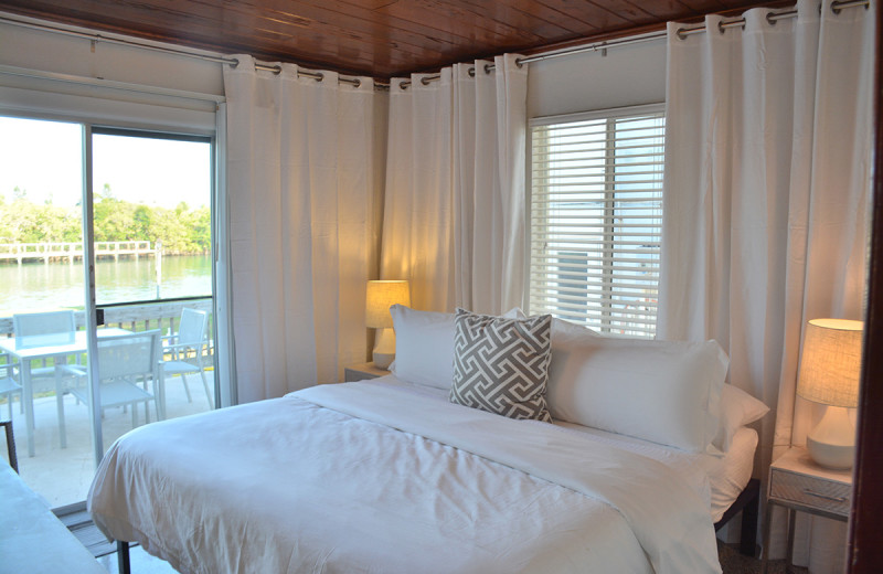 Guest room at Casey Key Resort, Gulf Shores.