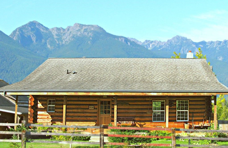 Cabin exterior at Olympic View Cabins.