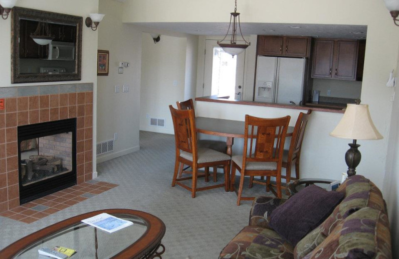 Living and dining area at Harbor Lights Resort.