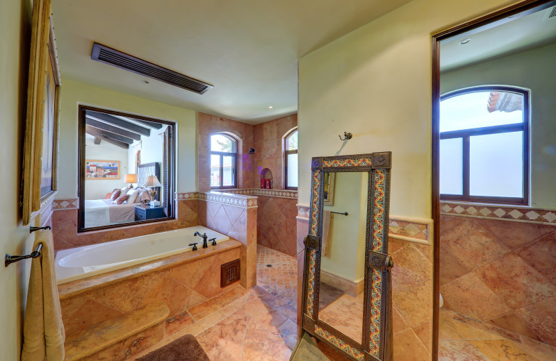 Guest bathroom at Casa Mar y Estrella.