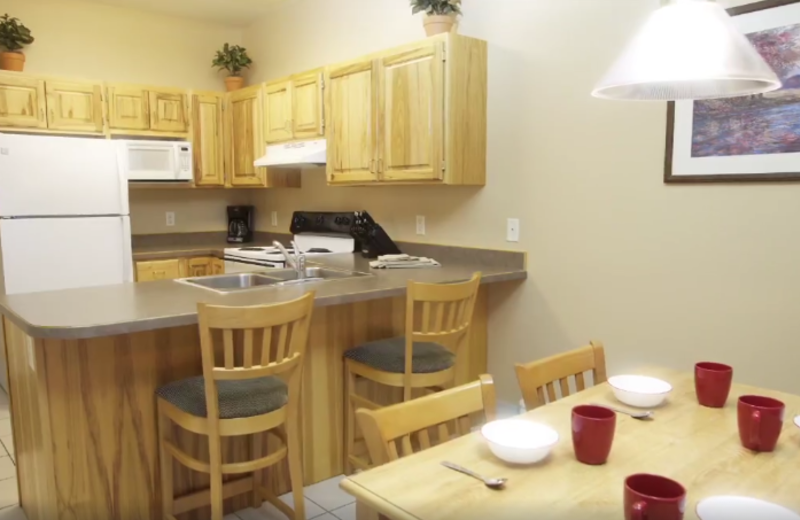 Guest kitchen at Barefoot Resort.