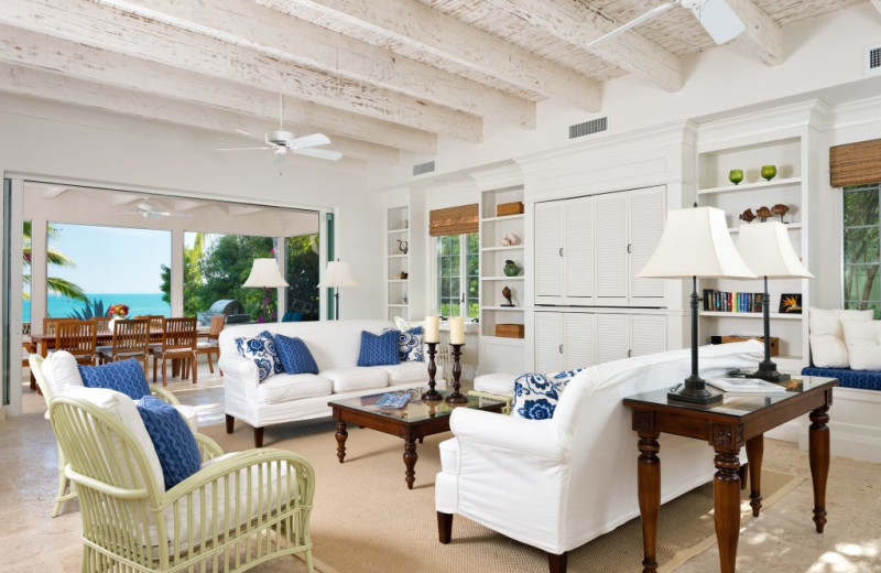 Living room at Villa Turquesa.