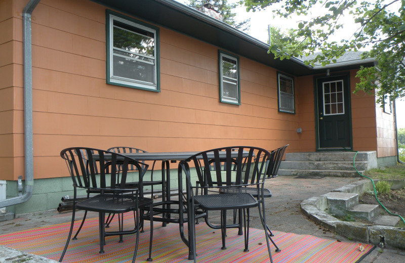 Outdoor patio at Sams Island Cabin.