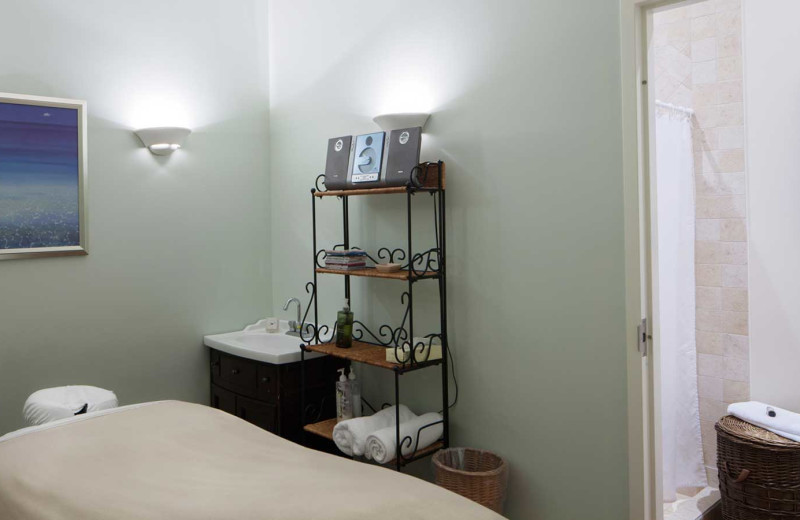 Massage room at Sir Sam's Inn and WaterSpa.