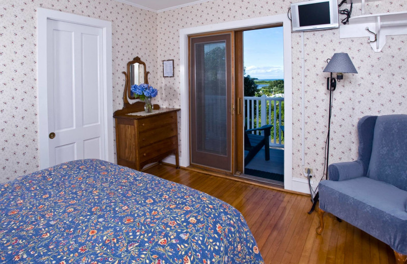 Guest room at Barrington Inn.