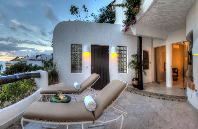 Villa deck chairs at Ocho Cascadas Resort.