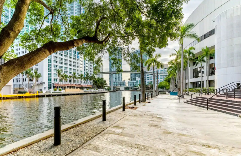 Exterior view of Hyatt Regency Miami.